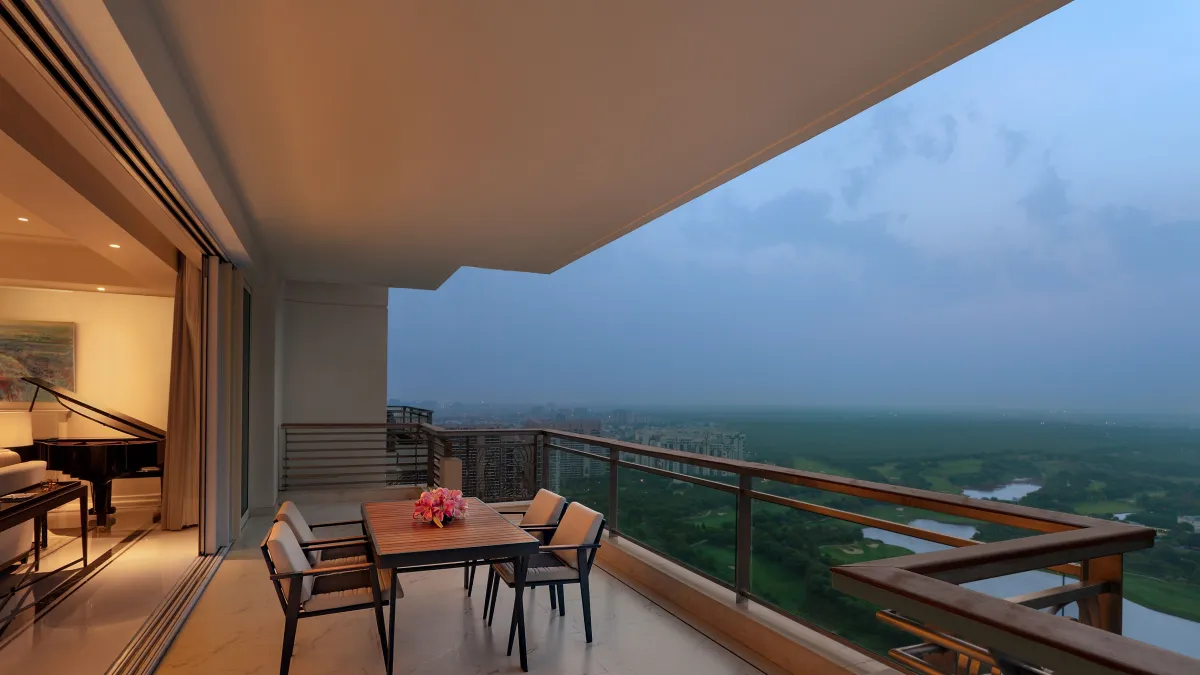 * DLF Privana South2